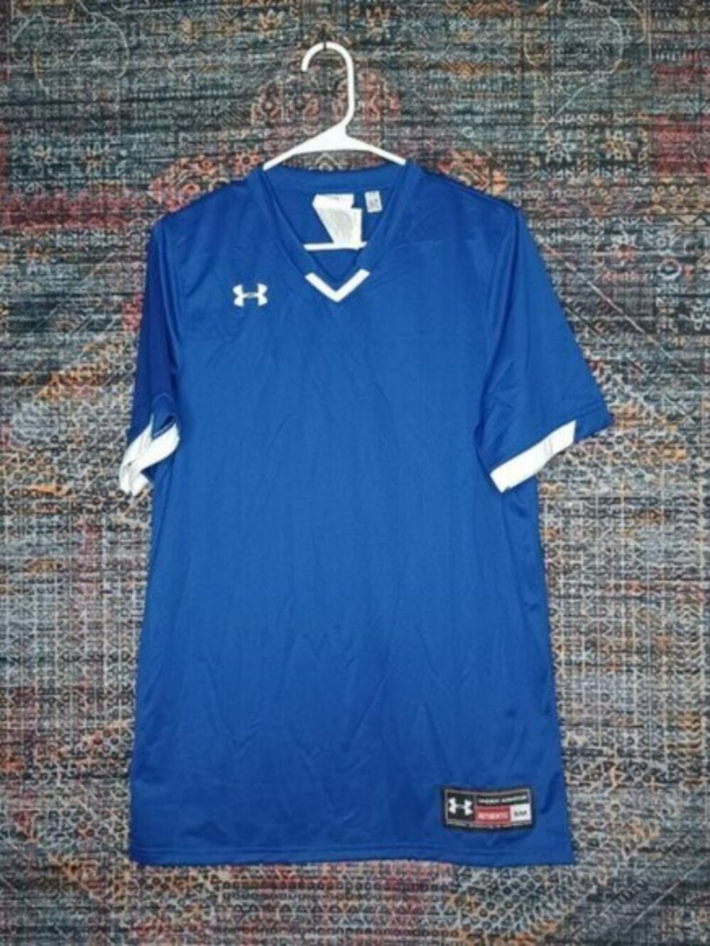 Under Armour mens blue an white Ignite vneck baseball jersey S NWOT